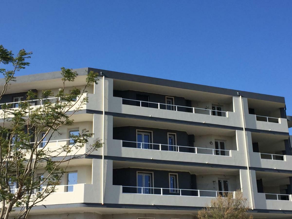 Le Domus Modern Apartments Cagliari Su Forti Экстерьер фото