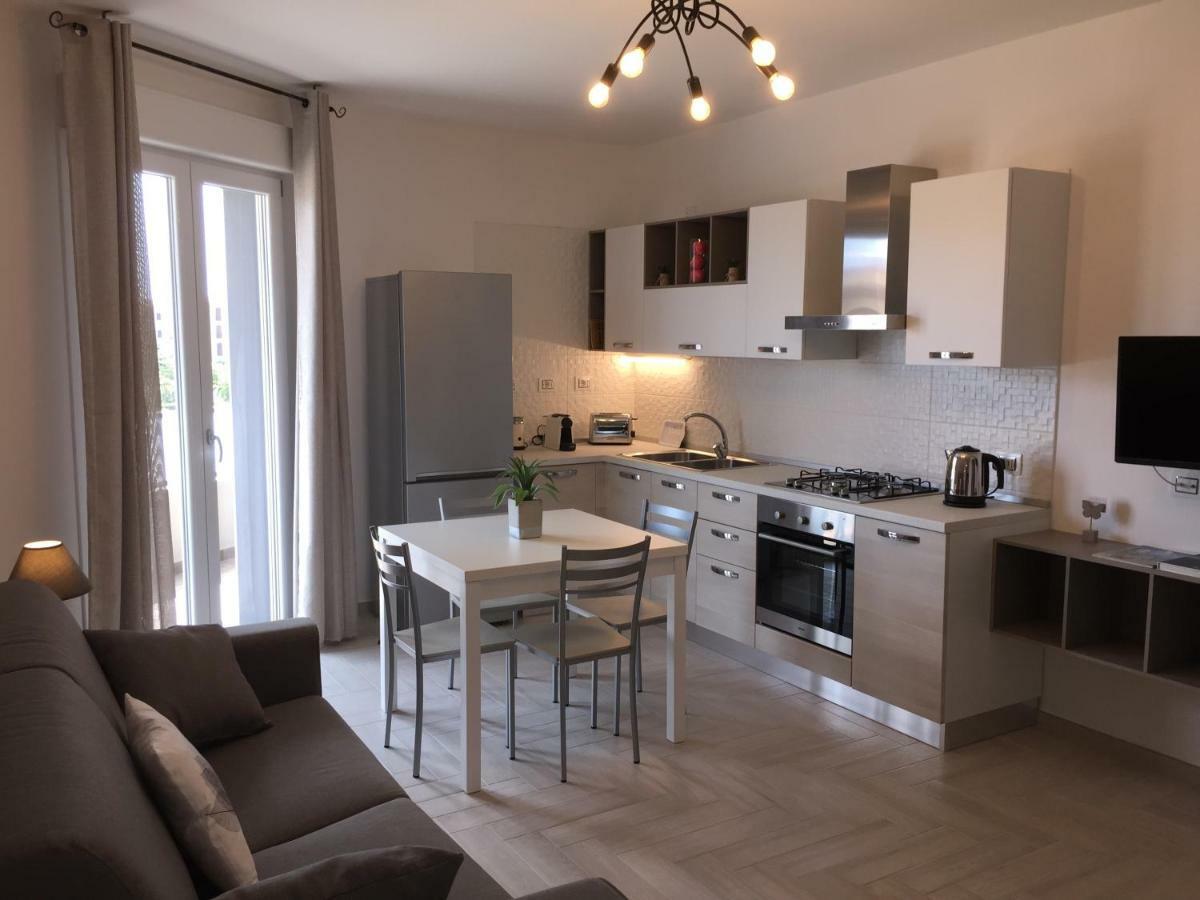 Le Domus Modern Apartments Cagliari Su Forti Экстерьер фото