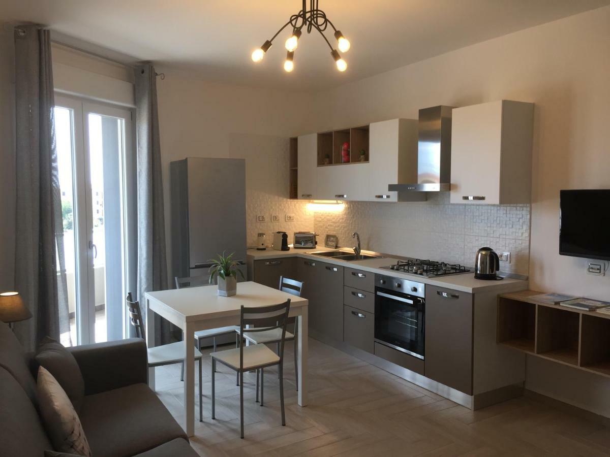 Le Domus Modern Apartments Cagliari Su Forti Экстерьер фото