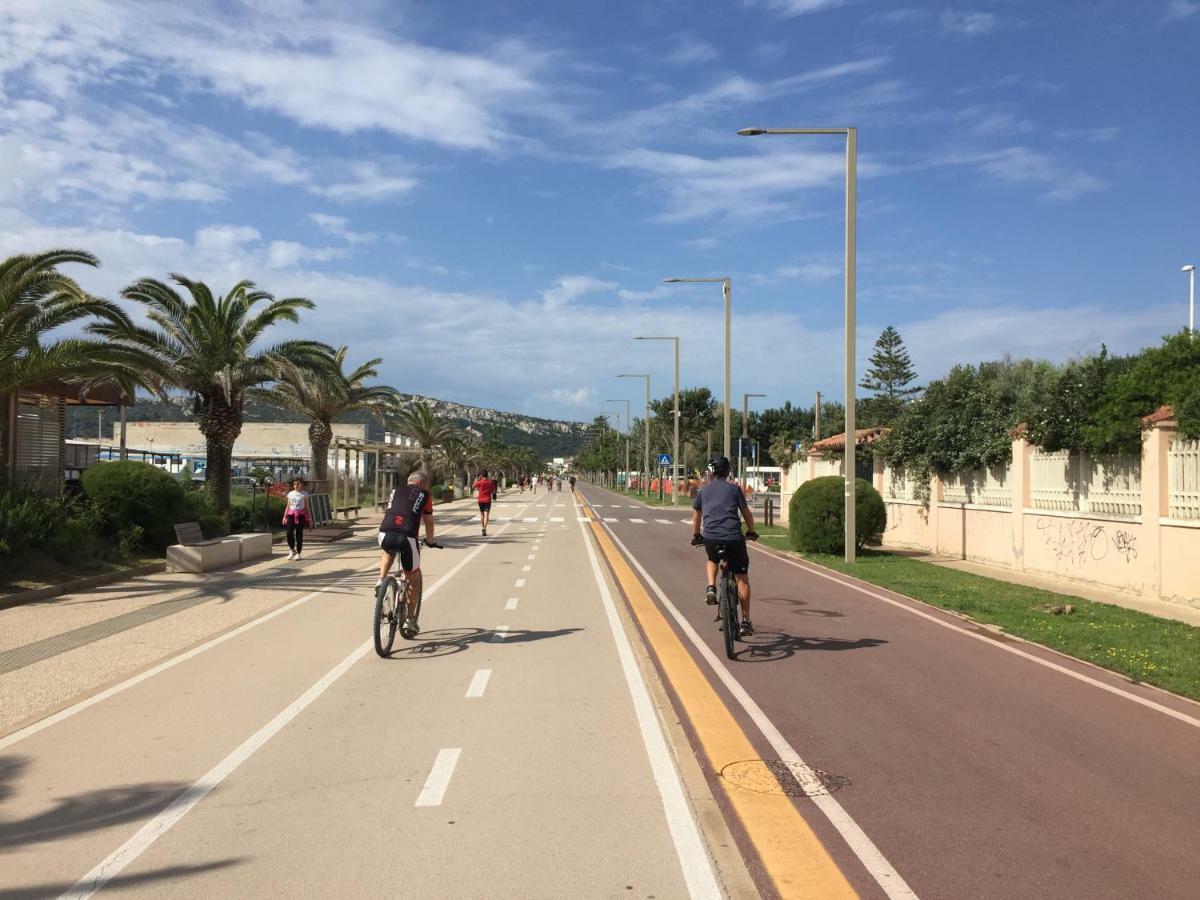 Le Domus Modern Apartments Cagliari Su Forti Экстерьер фото